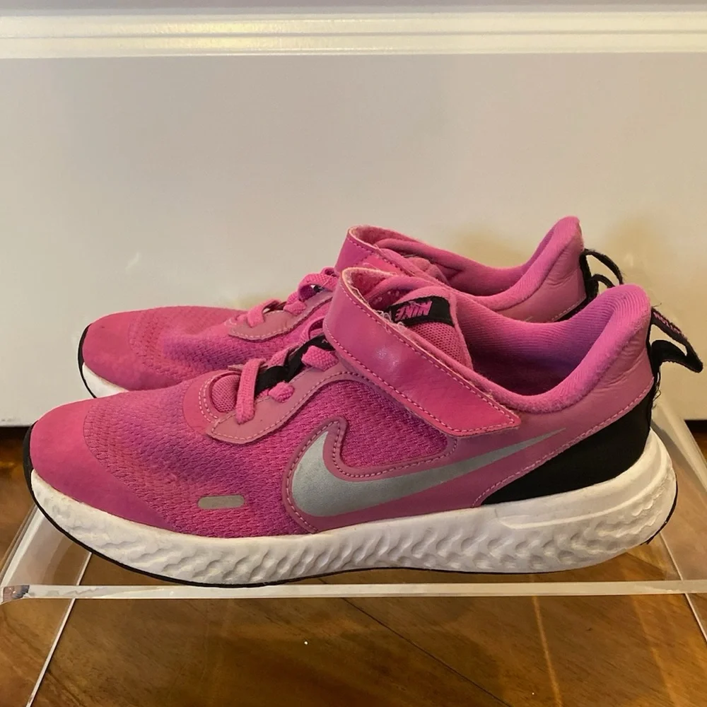 Nike Revolution Pink Sneakers with Velcro Strap Size 2 - Picture 2 of 7